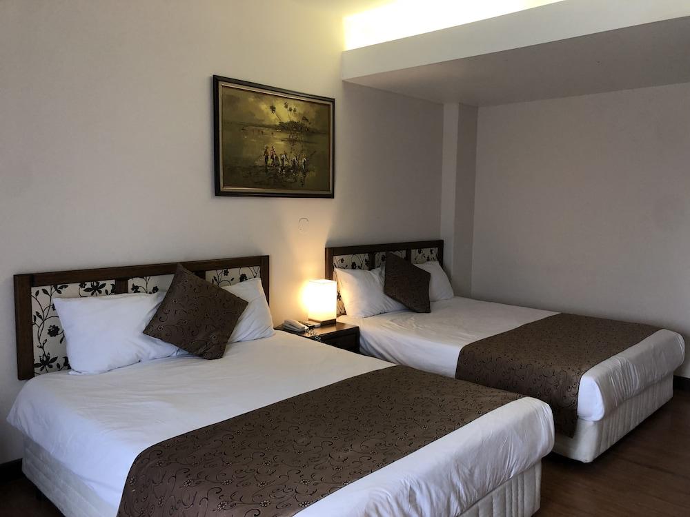 Holiday Saipan Hotel Eksteriør bilde