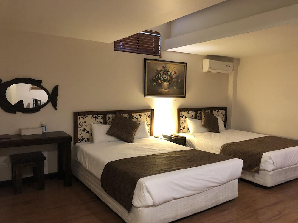 Holiday Saipan Hotel Eksteriør bilde